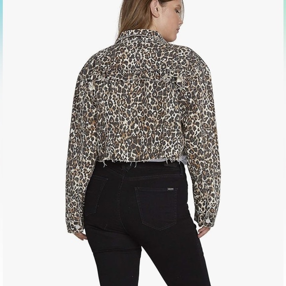 Volcom Women's Super Stoney Cropped Boxy Denim Jacket in leopard Print preppy - Picture 7 of 14